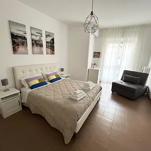 https://appartamento-appio-latino.it-romehotels.com